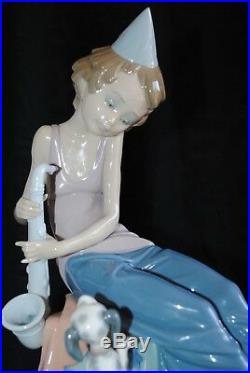 Lladro Porcelain Figurine Clown With Saxophon Dog 5059g Payasito Saxofon Spain