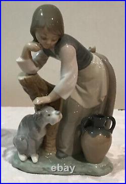 Lladro Porcelain Figurine Girl And Dog H-17 A