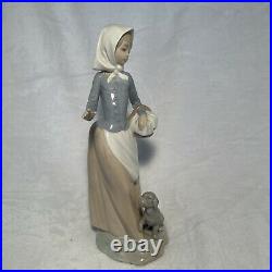 Lladro Porcelain Figurine Girl / Woman w Basket w Puppy Dog at Feet Made Spain