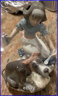 Lladro Porcelain Figurine Take Your Medicine (Nurse & Dog)