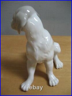 Lladro Porcelain Sitting Dog Daisa Made in Spain