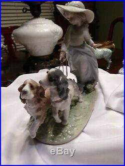 Lladro Privilege Puppy Parade #6784 Girl Walking Dogs Fast Shipping