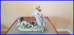 Lladro Privilege Puppy Parade #6784 Girl Walking Dogs In Original Box