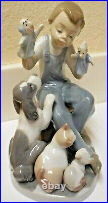 Lladro Puppet Show Boy Puppets Dog Cats Figurine MINT Signed at Company/w box