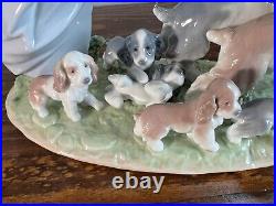 Lladro Puppy Parade #6784 Excellent Condition with Original Box