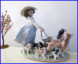 Lladro Puppy Parade # 6784 Girl With Dogs Taking For Walk Figurine 2001 Spain
