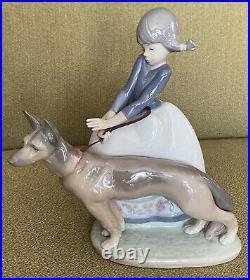 Lladro Retired 01012303 Not So Fast Girl Walking German Shepherd Dog GLOSS