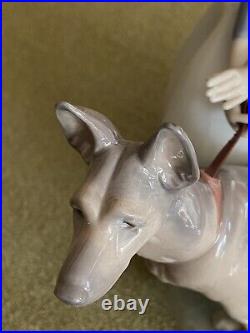 Lladro Retired 01012303 Not So Fast Girl Walking German Shepherd Dog GLOSS