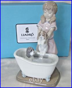 Lladro Retired Bathing My Puppies Girl Figurine 01009280