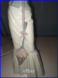 Lladro Retired Woman with Pekinese Dog and Parasol Mint Condition WOB