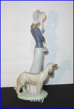 Lladro STEPPING OUT #1537 Lady with Afghan Dog with Box