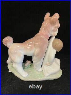 Lladro Safe and Sound Figurine, Lladro Number 6556