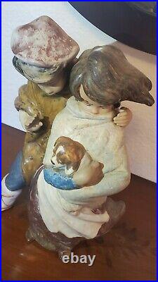 Lladro/Sculpture/Facing The Wind/Boy And Girl With Dog/Figurine/Gifts/Statue