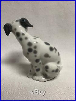 Lladro Seated Dalmatian Dog Figurine #1260 3 1/8 Mint no Box