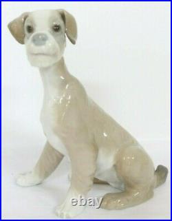 Lladro Sitting Dog Porcelain Figurine #4583