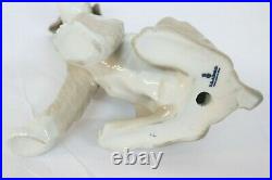 Lladro Sitting Dog Porcelain Figurine #4583