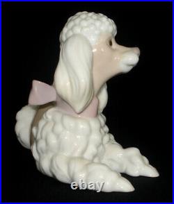 Lladro Sitting Poodle Dog Glazed Porcelain Figurine # 6337 Mint