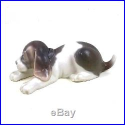 Lladro Sleeping Beagle Dog Puppy Porcelain Figurine Signed Spain
