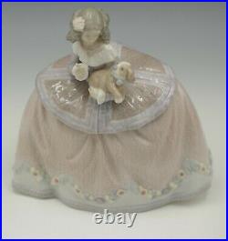 Lladro Spain 1990 Historical Collection Pilar Girl With Dog Figurine 5410