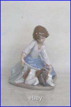 Lladro Spain 5688 Dogs Best Friend Girl and Dog Porcelain Figurine 3186B