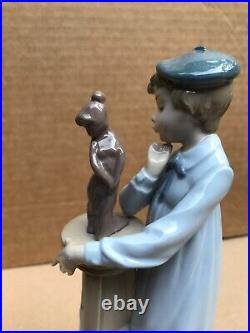 Lladro Spain Porcelain Figurine 5358 Boy With Dog 1985