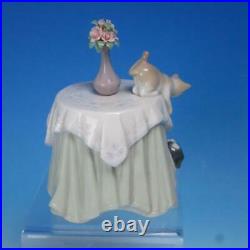 Lladro Spain Porcelain Figurine 6980 Playful Mates Dog and Cat Under Table