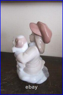 Lladro Spain Porcelain Figurine 8265 I'll Keep You Warm Girl Dog