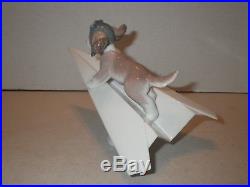 Lladro Spain Porcelain Figurine Let's Fly Away 6665 Box Puppy Dog Paper Airplane
