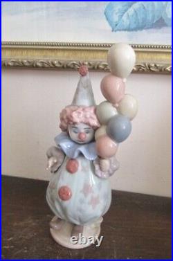 Lladro Spain Porcelain Figurine Littlest Clown 5811