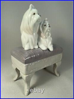 Lladro Spain Porcelain Figurine Of Two Maltese Dogs On A Bench, Retired 2004