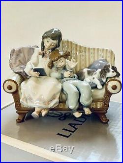 Lladro Splendid Large Figure Children And Dog On Sofa, Number 5735
