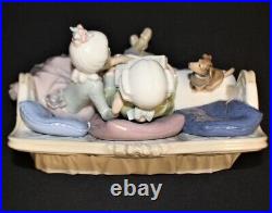 Lladro Story Time Figurine 5229 Girl Boy Reading on Couch with Dog, Original Box