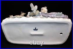 Lladro Story Time Figurine 5229 Girl Boy Reading on Couch with Dog, Original Box
