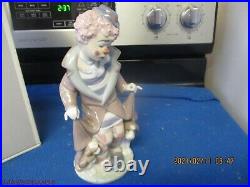 Lladro Surprise #5901 Figurine Clown With Dog/ Puppies In Box