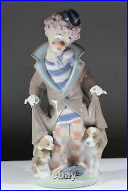 Lladro'Surprise' Clown Figurine 5901 Clown With Dogs Under Coat 25cm AD2