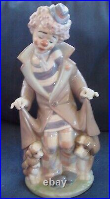 Lladro Surprise Clown with Puppies 5901 - 9 3/4