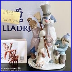 Lladro THE SNOWMAN #5713 Children & Dog Excellent Condition withOriginal Box Retd