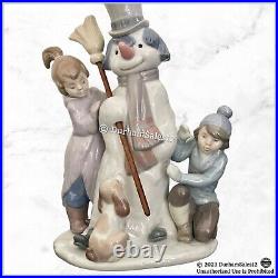 Lladro THE SNOWMAN #5713 Children & Dog Excellent Condition withOriginal Box Retd