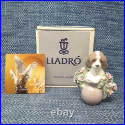 Lladro Take Me Home 6574 Dog with Flowers Figurine 4.25 EUC in Box