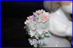 Lladro Take Me Home Dog with Flowers #6574 Porcelain Figurine 1998 Daisa S8234