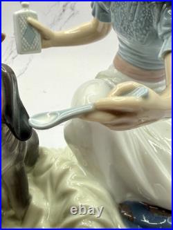 Lladro Take your Medicine # 5921, Porcelain Figurine, Retired, beautiful