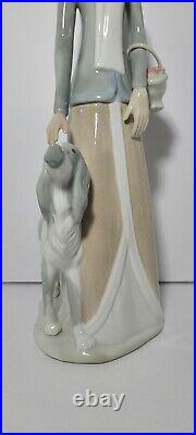 Lladro Tengra Lady and Dog Porcelain Figurine 15 TallEXCELLENT Made Spain