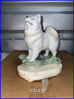 Lladro The Dog Chinese Zodiac #8143 Figure Retired MINT WithBox And Base