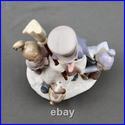 Lladro The Snow Man 5713 Signed Children Dog Snowman 8.5 Inch Porcelain Figurine