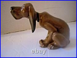 Lladro Timid Dog #5111 Figurine Bloodhound Sitting Free Trivet Base
