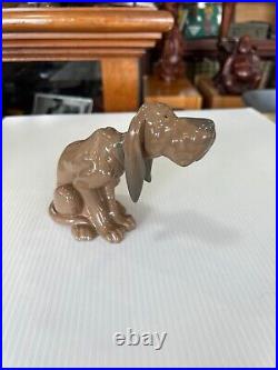 Lladro Timid Dog Bloodhound 5 1/4 Inch Figurine # 5111