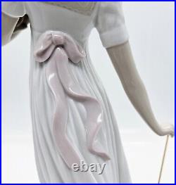 Lladro Traveling Companions Porcelain Figurine 6753 by Regino Torrijos 14