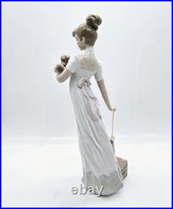 Lladro Traveling Companions Porcelain Figurine 6753 by Regino Torrijos 14