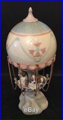 Lladro Up and Away. 6524. Dogs in hot air ballon. Mint in box