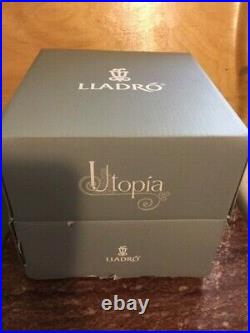 Lladro Utopia Playful Character 8207 Westie Dog Figurine in BoxPERFECT